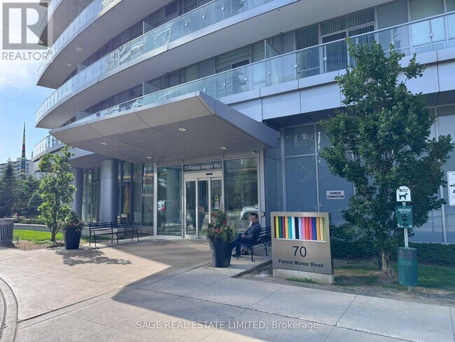 70-1370 Forest Manor Rd in Toronto, ON - Building Photo - Building Photo