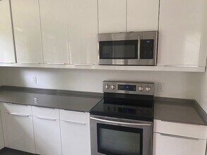 2106 15th Ave S in Nashville, TN - Building Photo - Building Photo