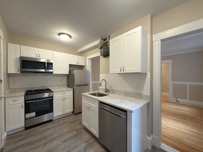 6 Craigie Cir, Unit #24