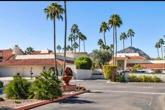 5511 N 71st Pl in Paradise Valley, AZ - Building Photo - Building Photo