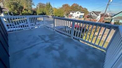 118 E 35th St in Tacoma, WA - Building Photo - Building Photo