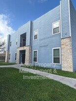 401 E Ebony Ave in McAllen, TX - Building Photo