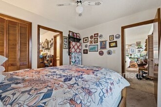 116 Lantern Way in Carrboro, NC - Building Photo - Building Photo