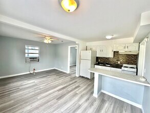 101 C St in Lake Worth Beach, FL - Building Photo - Building Photo