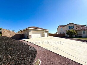 28694 Argo Dr in Menifee, CA - Building Photo - Building Photo