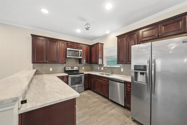 16918 Glenheath St in Montgomery, TX - Building Photo - Building Photo