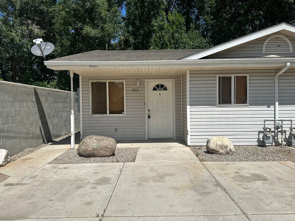 403 E Blanco St in Aztec, NM - Building Photo