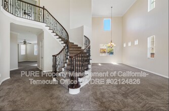 35908 Nonnie Dr in Wildomar, CA - Foto de edificio - Building Photo