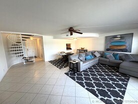 640 Tennis Club Dr in Fort Lauderdale, FL - Building Photo