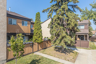 Willowbridge in Edmonton, AB - Building Photo