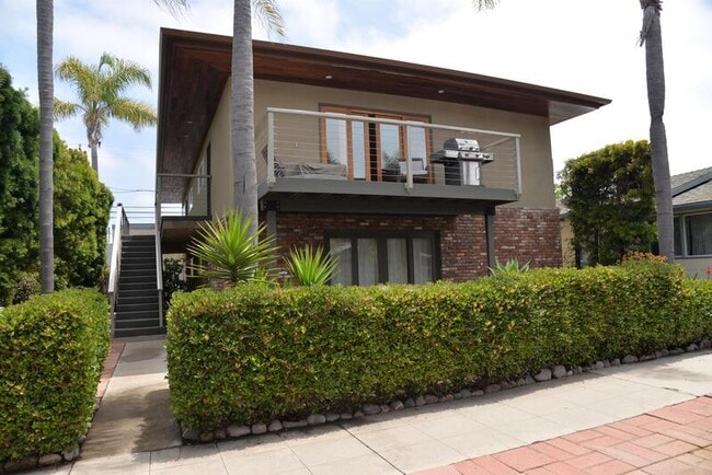 property at 4888 Muir Ave