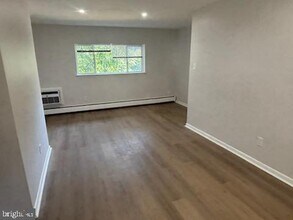 2032 Maple Ave in Haddon Heights, NJ - Building Photo - Building Photo