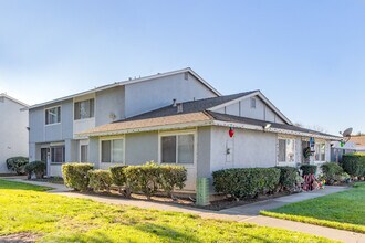 Garden Park Village in San Jose, CA - Building Photo - Building Photo