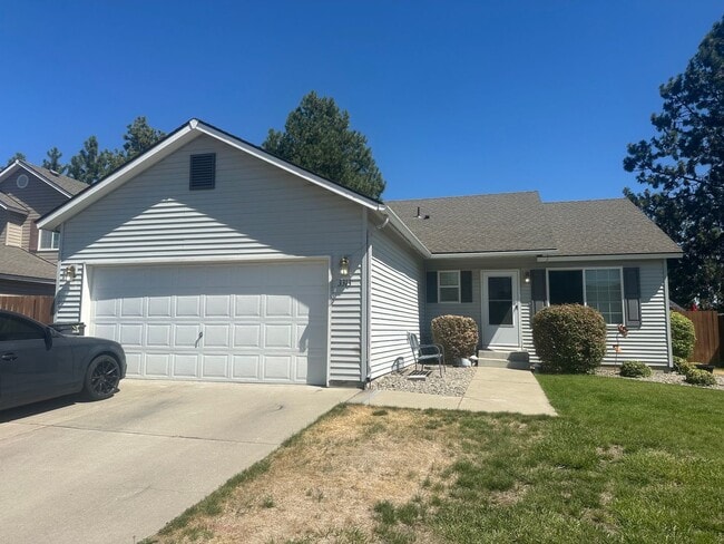 property at 3313 Thistle Creek Ln
