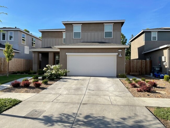 2363 Explorador Dr in Merced, CA - Foto de edificio - Building Photo