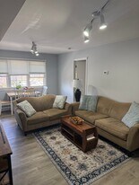 69 College Dr in Edison, NJ - Building Photo