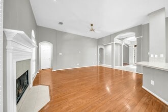 34 Sparklewood Pl in Spring, TX - Building Photo - Building Photo