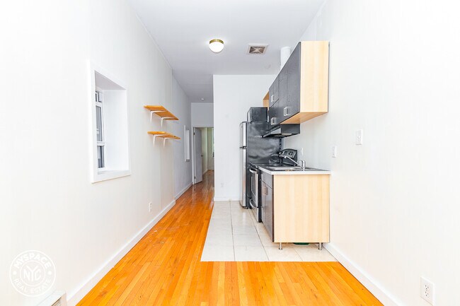 1399 Greene Ave in Brooklyn, NY - Building Photo - Building Photo