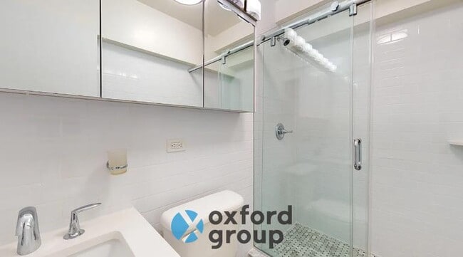 property at 19 Beekman Pl