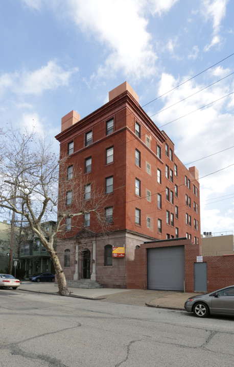 The Corinthian in Philadelphia, PA - Building Photo