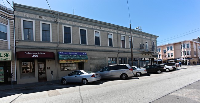 301 Clement St in San Francisco, CA - Building Photo - Building Photo