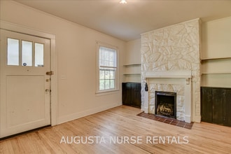 2136 McDowell St in Augusta, GA - Foto de edificio - Building Photo