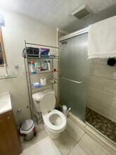 49 Hemenway St, Unit 20 in Boston, MA - Foto de edificio - Building Photo