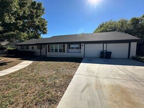 3613 Wedghill Way in Fort Worth, TX - Building Photo - Building Photo