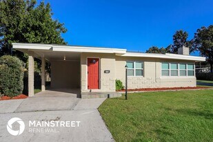 1301 Farragut Dr N in St. Petersburg, FL - Building Photo
