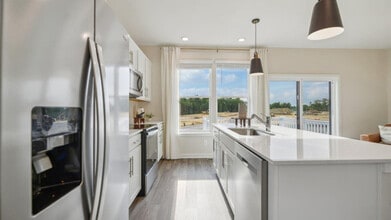 369 Soft Rush Ln in La Plata, MD - Foto de edificio - Building Photo