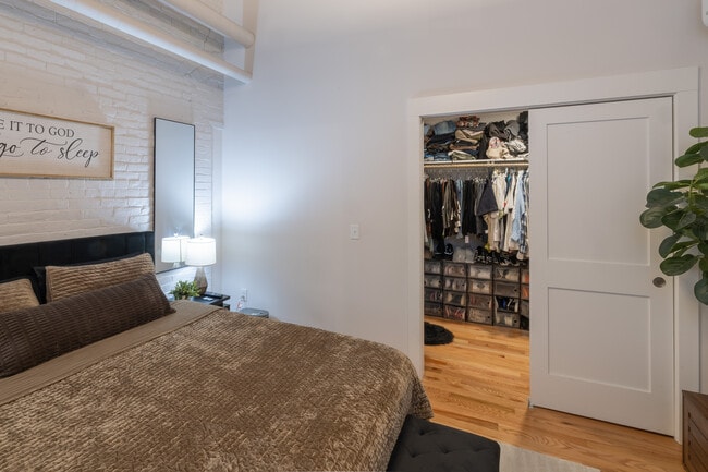 Jack's Mill on Main in Clinton, MA - Foto de edificio - Building Photo