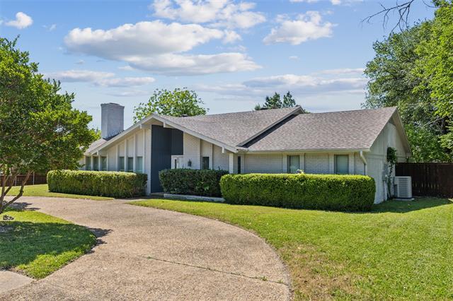 6908 Heatherknoll Dr in Dallas, TX - Building Photo - Building Photo