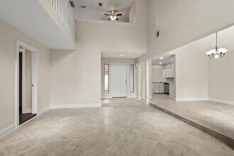 19514 Autumn Creek Ln in Humble, TX - Foto de edificio - Building Photo