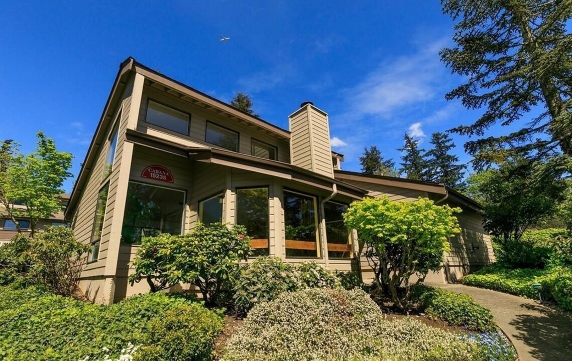 15278 Sunwood Blvd in Tukwila, WA - Building Photo