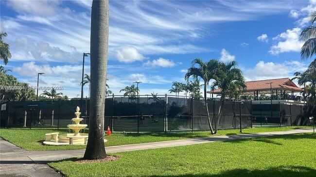 4710 NW 102nd Ave in Doral, FL - Building Photo - Building Photo