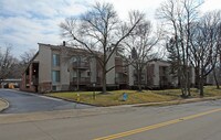 Building Photo - Pinetree Apartments in Dayton, Ohio