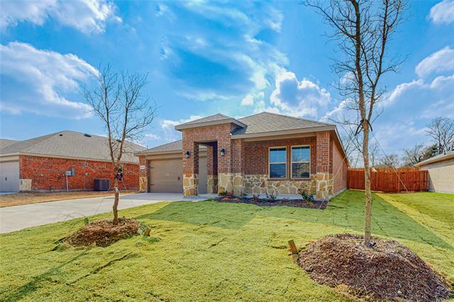 2129 Rosemary Wy in Anna, TX - Foto de edificio