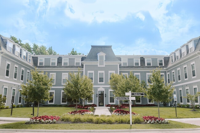The Landon at New Albany Park