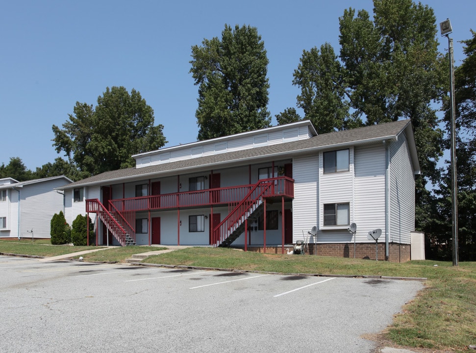 Bldg 2 in Archdale, NC - Building Photo