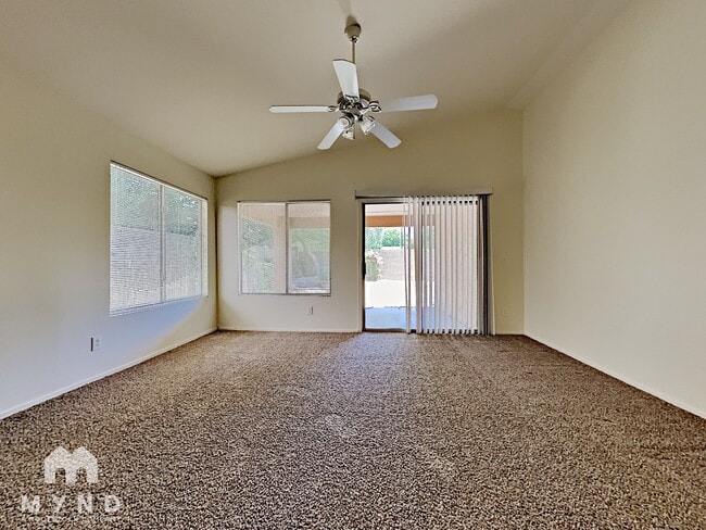 21629 N 48th Pl in Phoenix, AZ - Building Photo - Building Photo