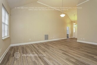 102 Shenandoah Way in Mebane, NC - Building Photo - Building Photo