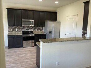 1252 Violet Ln in Kyle, TX - Building Photo - Building Photo