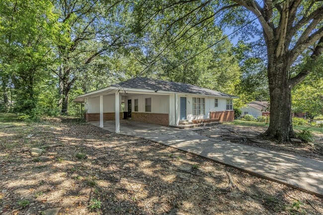 800 Lydgate Rd in Memphis, TN - Building Photo - Building Photo