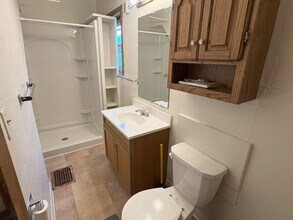 1116 E Davenport St in Iowa City, IA - Building Photo - Building Photo