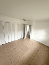 241 SE Park St in Dania Beach, FL - Building Photo - Building Photo