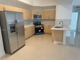 2851 Riverside Dr in Coral Springs, FL - Building Photo
