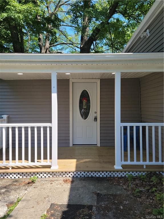 15 Quaker Hill Rd in Pleasant Valley, NY - Building Photo - Building Photo