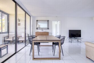 4236 Deste Ct in Greenacres, FL - Building Photo - Building Photo