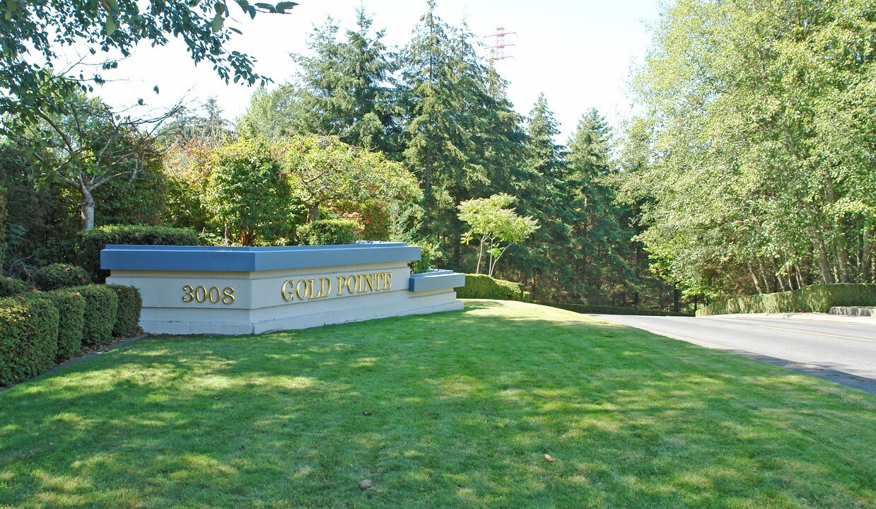 Gold Point Condominiums in Tacoma, WA - Foto de edificio