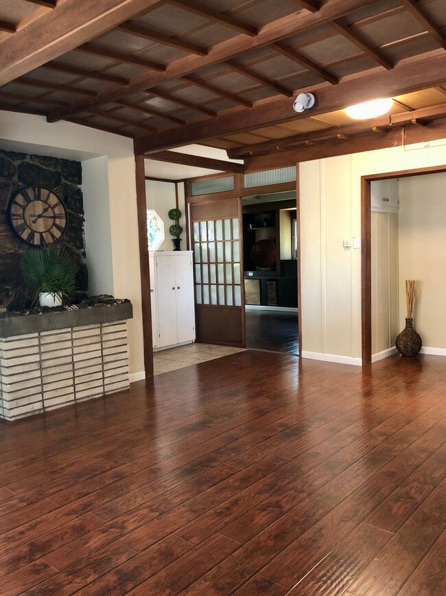 property at 2447 Malabar St